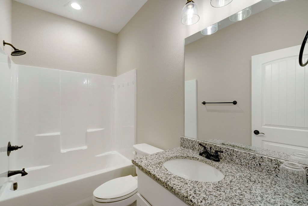 417558 Hayesville Residential