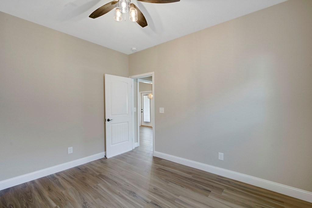 417558 Hayesville Residential