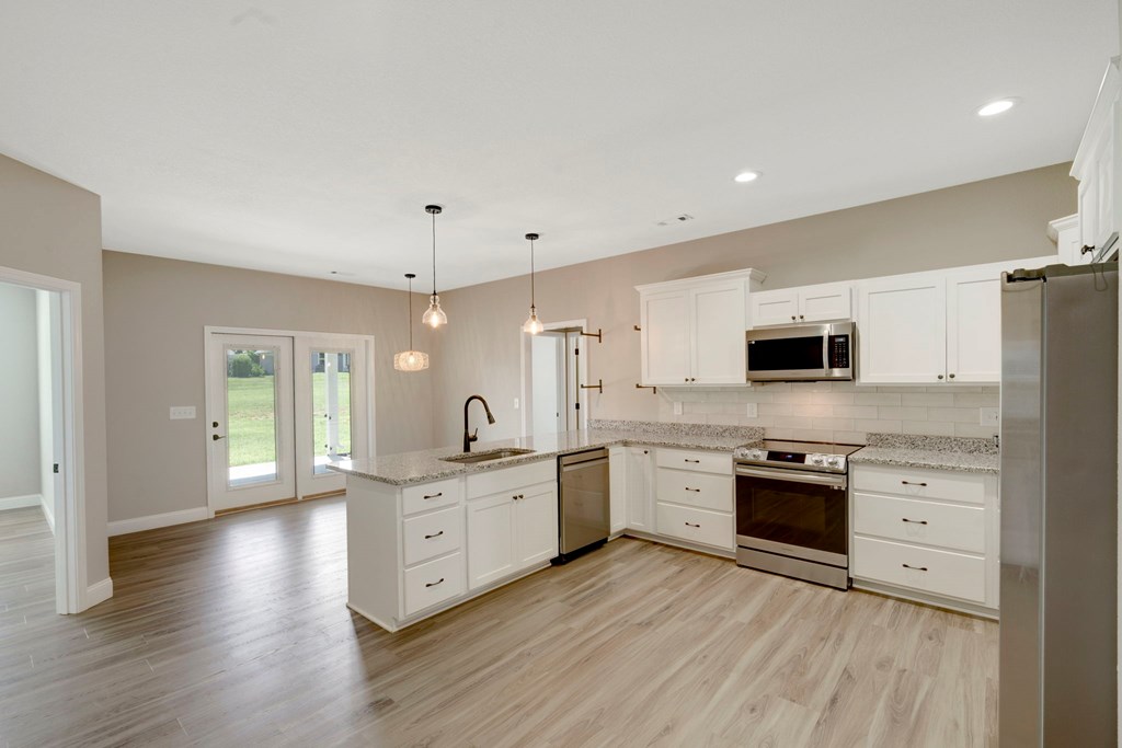 417558 Hayesville Residential