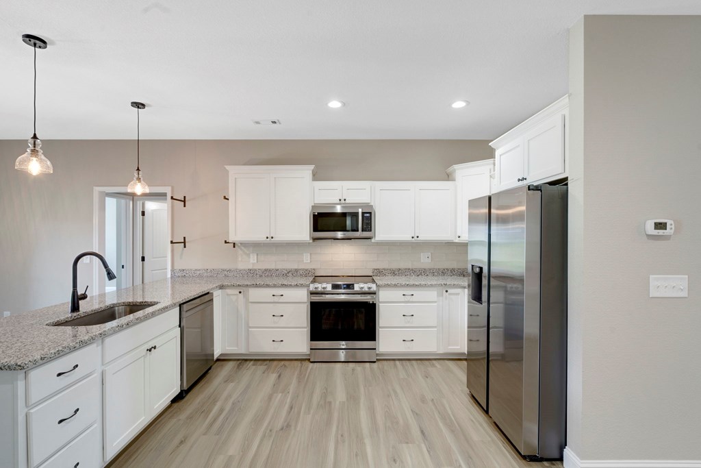 417558 Hayesville Residential
