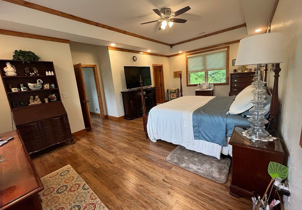 417564 Murphy Residential