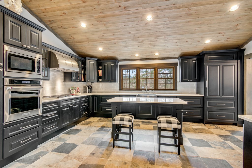 417569 Ellijay Residential