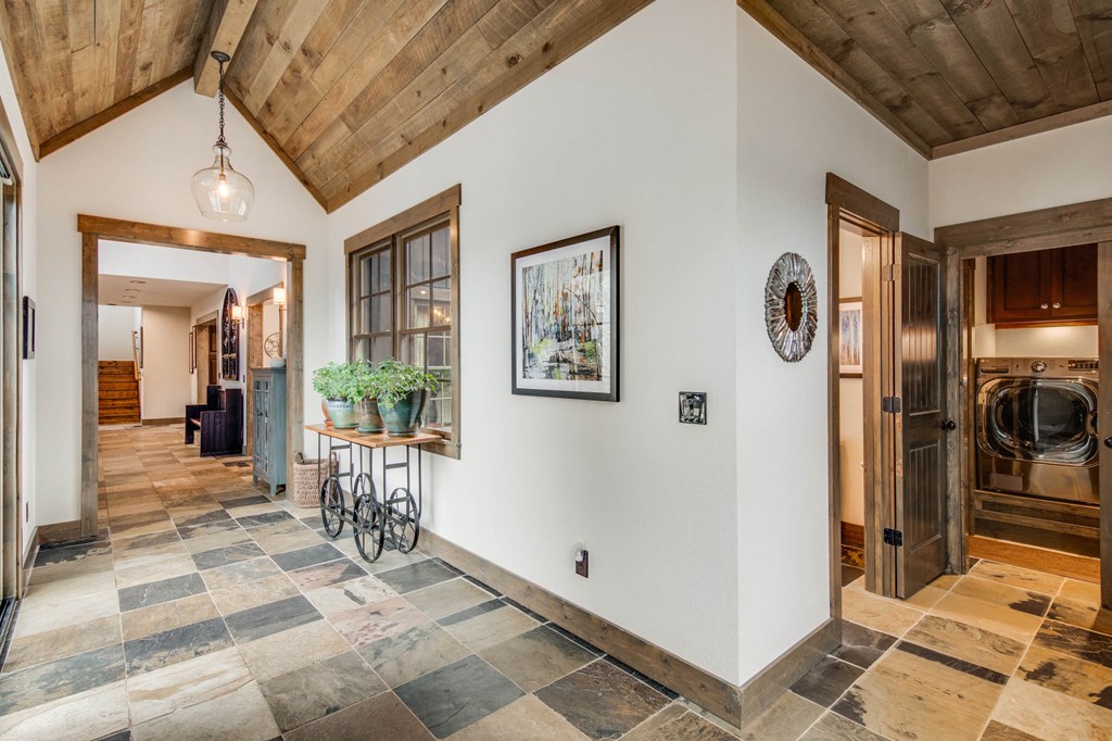 417569 Ellijay Residential