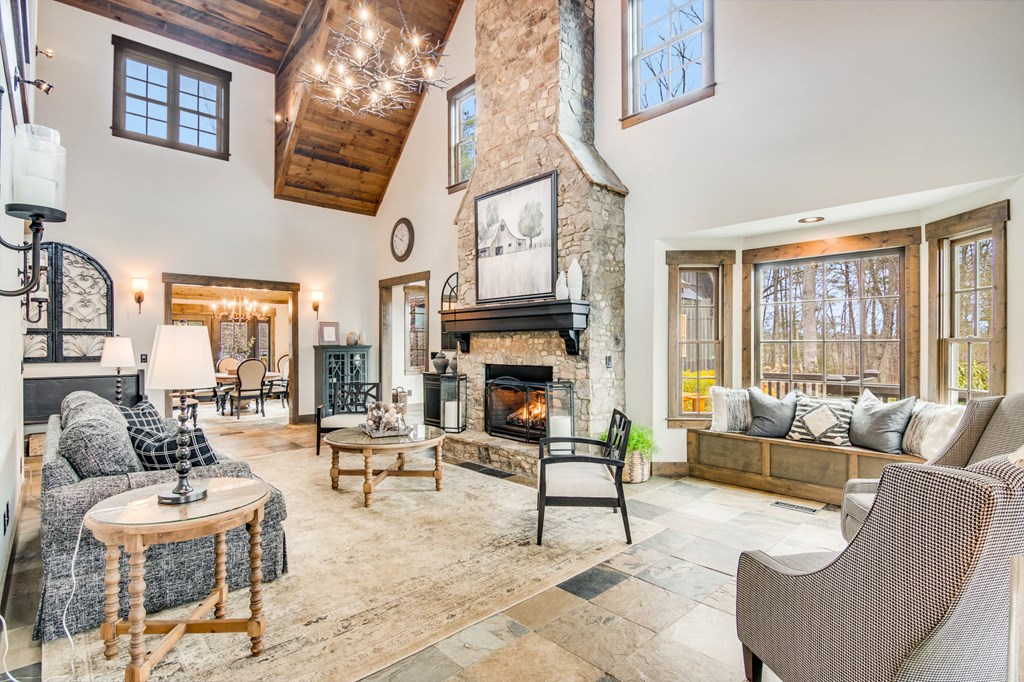 417569 Ellijay Residential