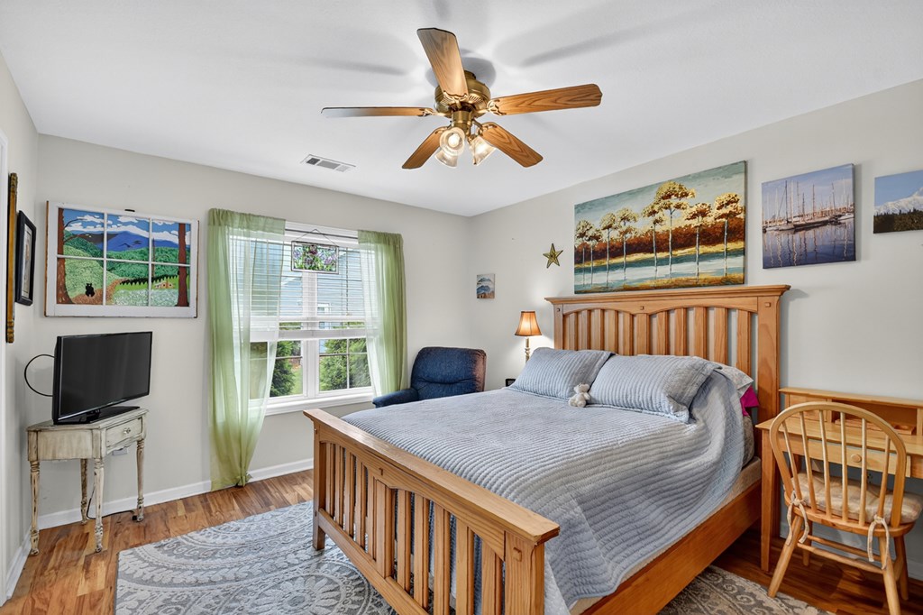 417570 Blue Ridge Residential