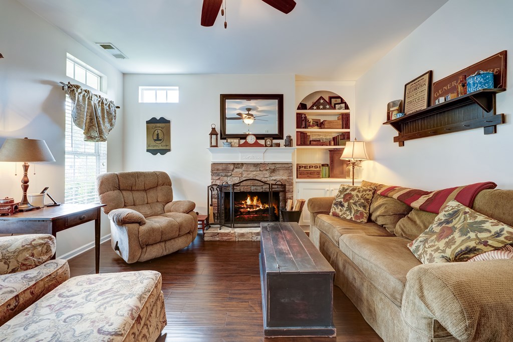 417572 Canton Residential