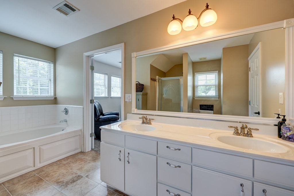 417572 Canton Residential