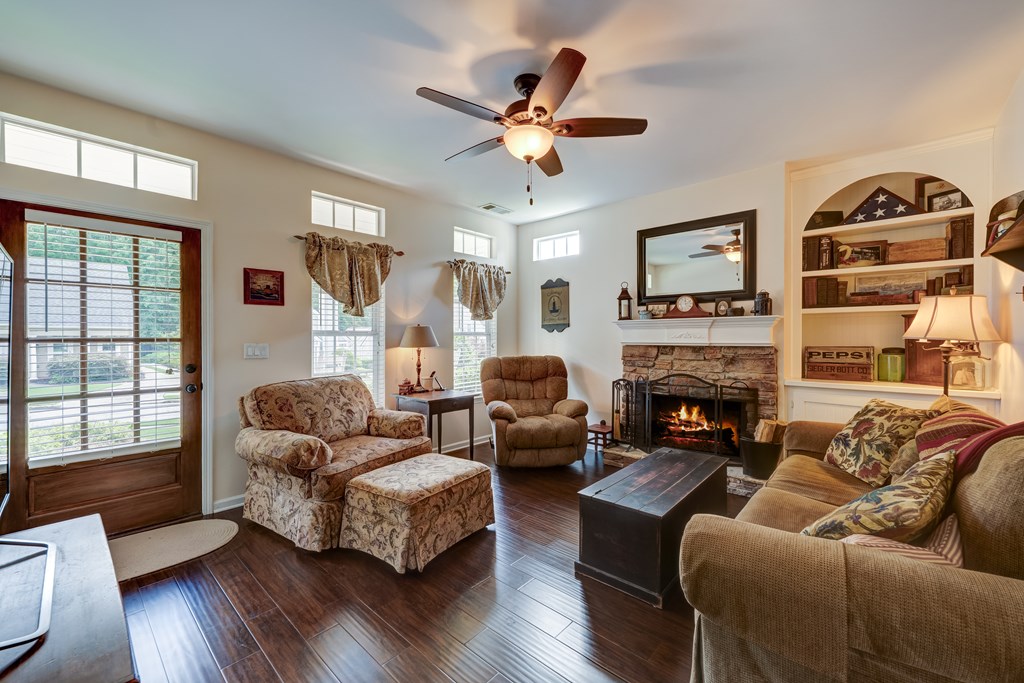 417572 Canton Residential