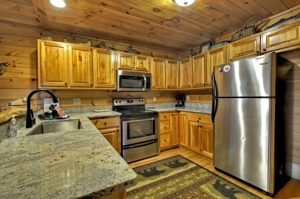 417576 Blue Ridge Residential