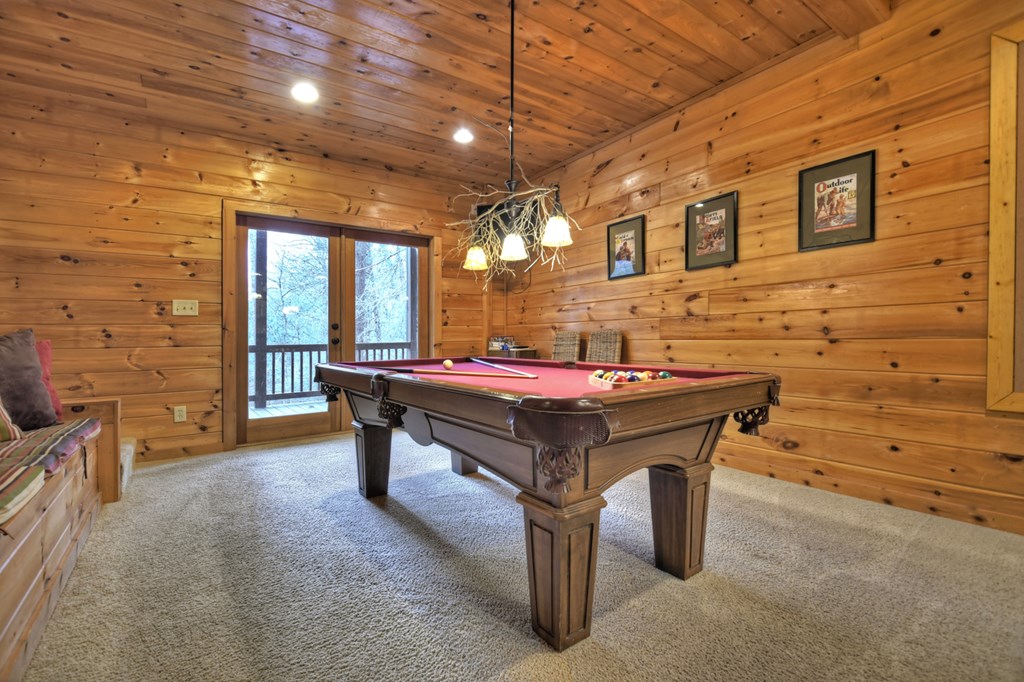 417576 Blue Ridge Residential