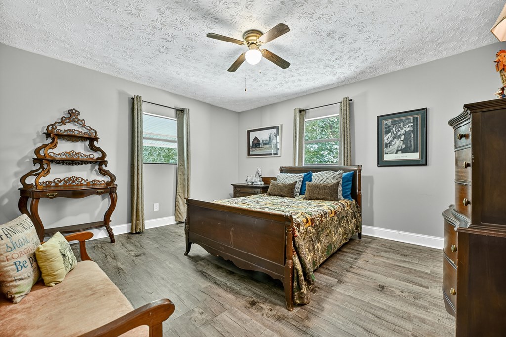 417579 Blue Ridge Residential