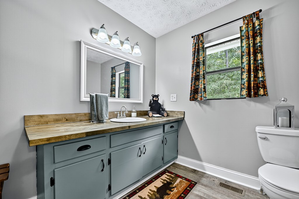 417579 Blue Ridge Residential