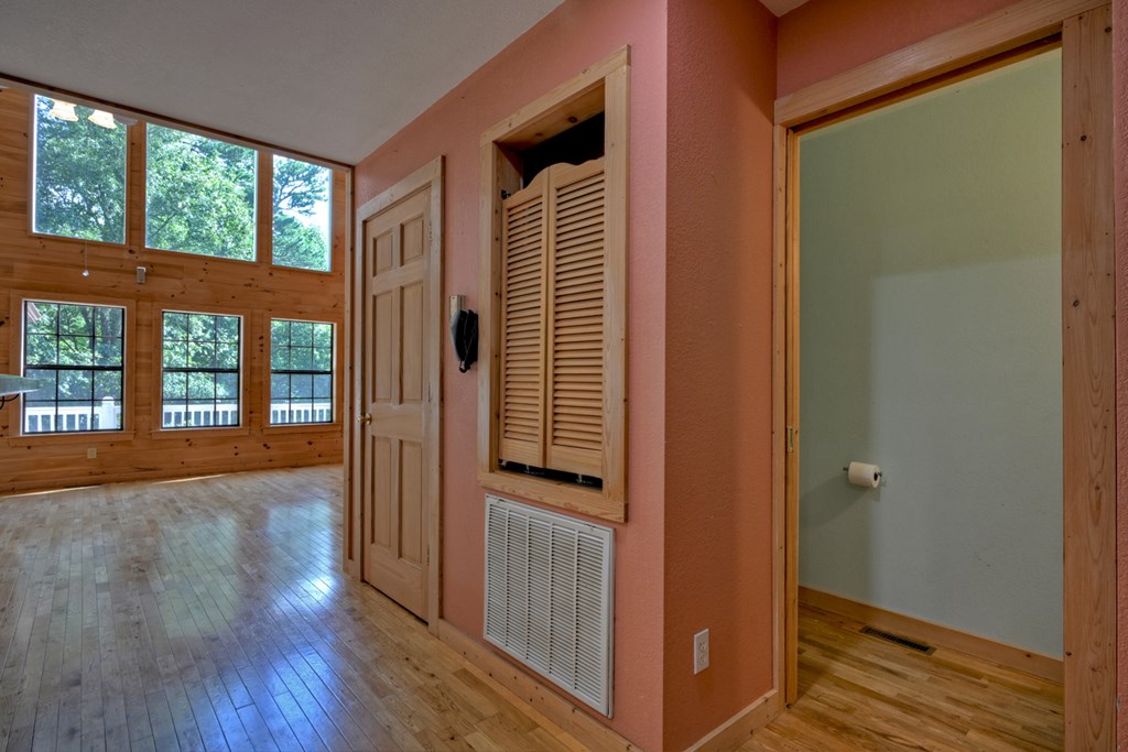 417584 Blue Ridge Residential