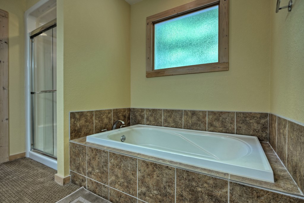 417584 Blue Ridge Residential