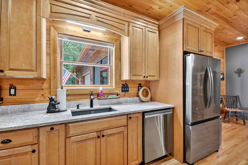 417597 Cherry Log Residential