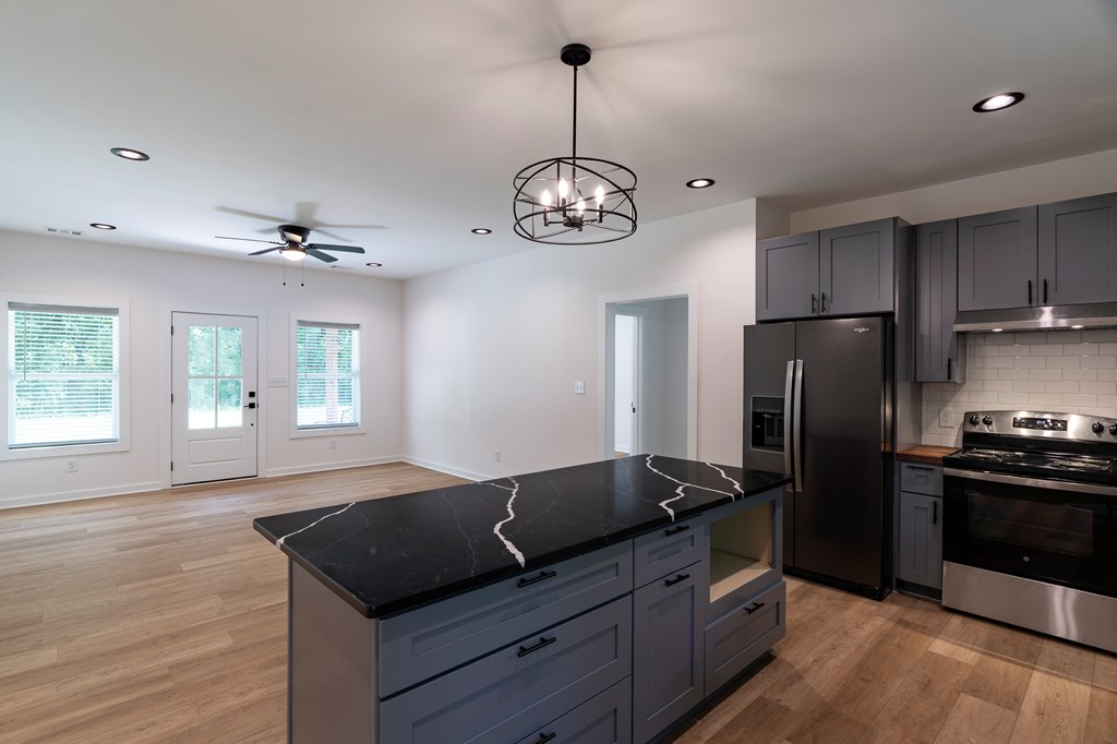 417599 Dawsonville Residential