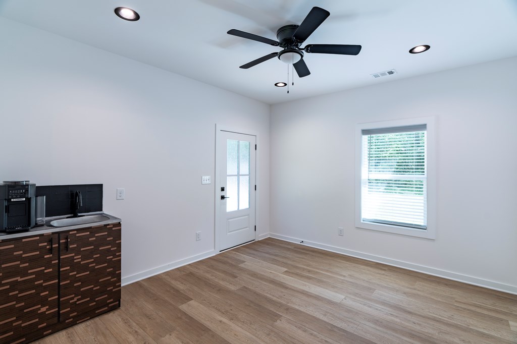 417599 Dawsonville Residential