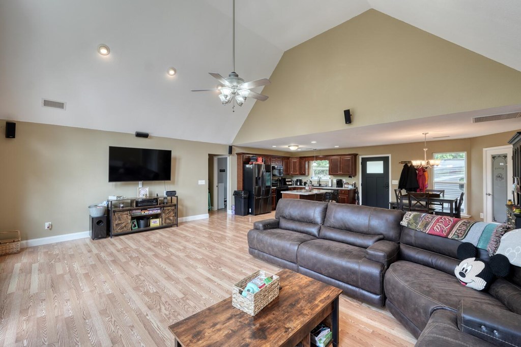417605 McCaysville Residential