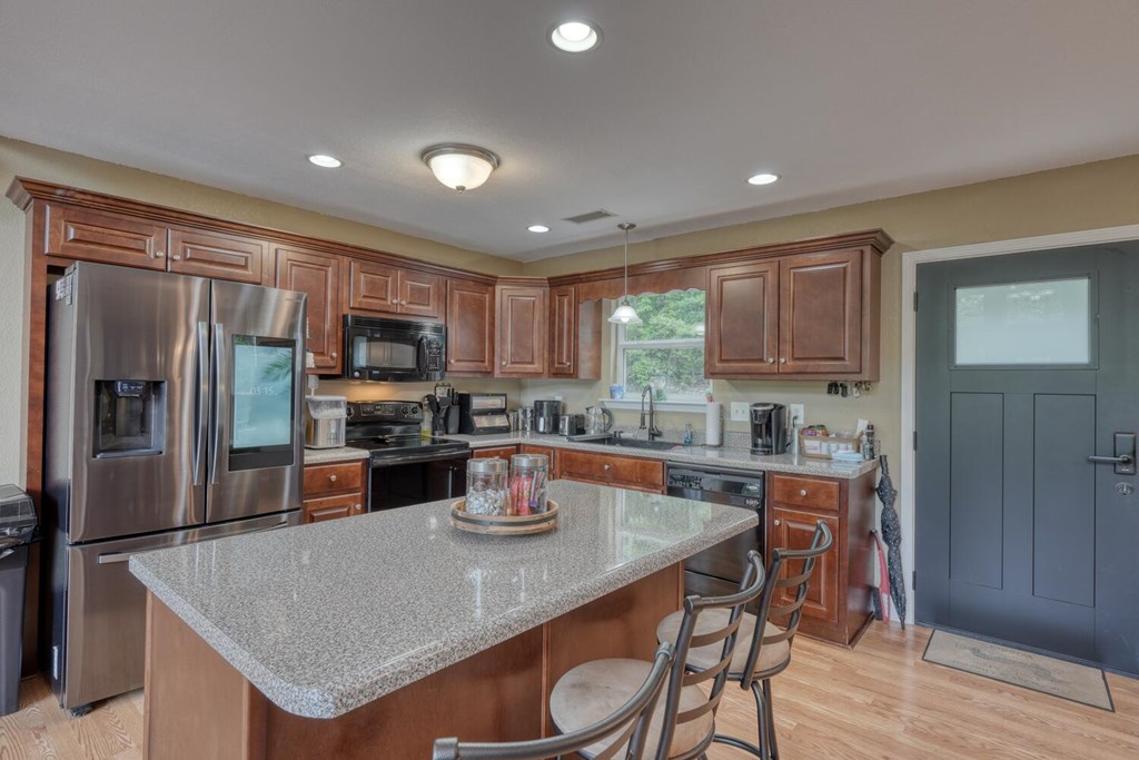 417605 McCaysville Residential