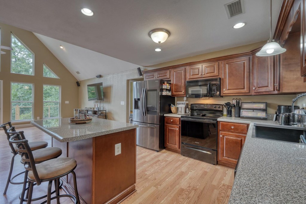 417605 McCaysville Residential