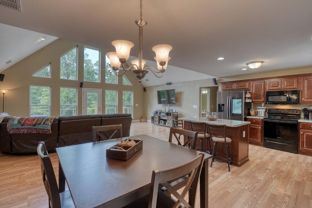 417605 McCaysville Residential