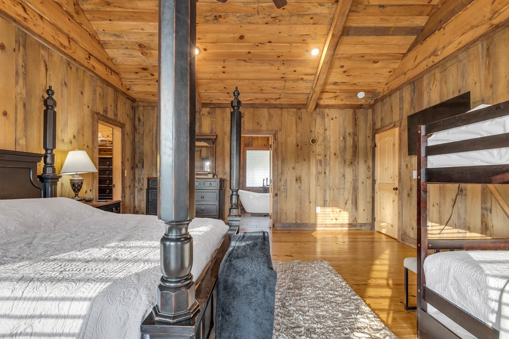 417611 Blue Ridge Residential