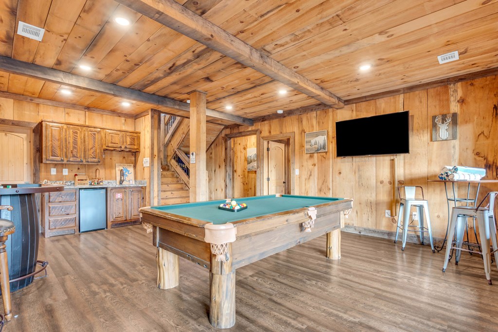 417611 Blue Ridge Residential
