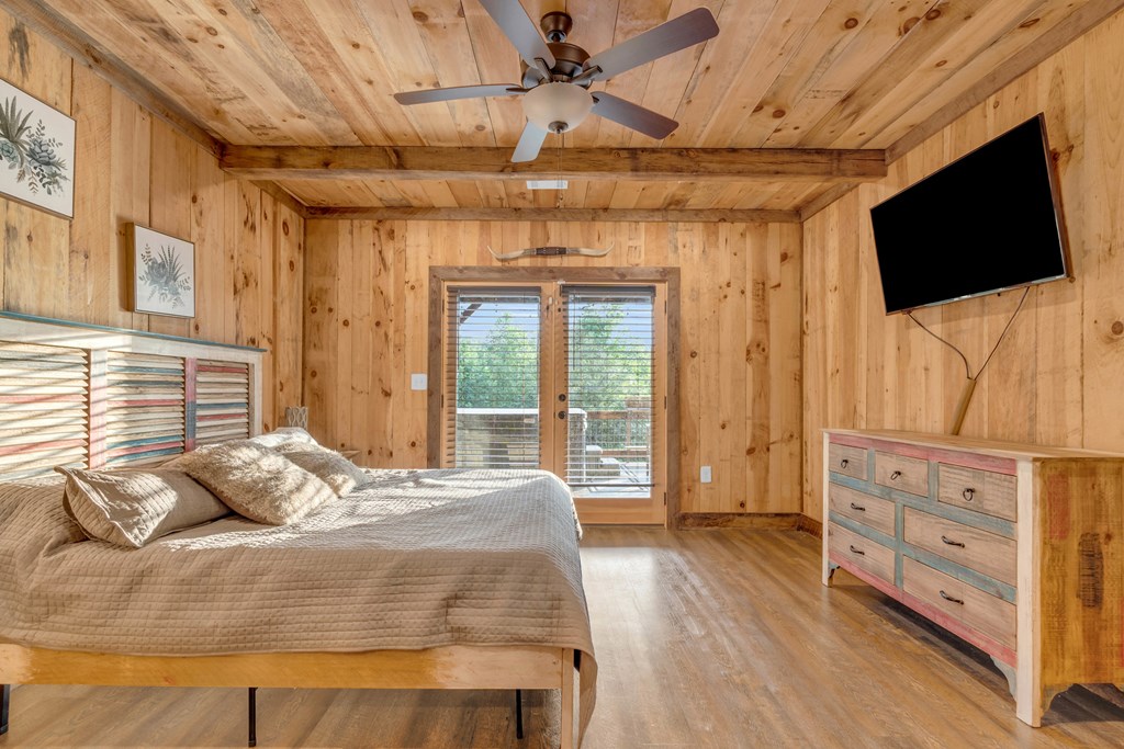 417611 Blue Ridge Residential