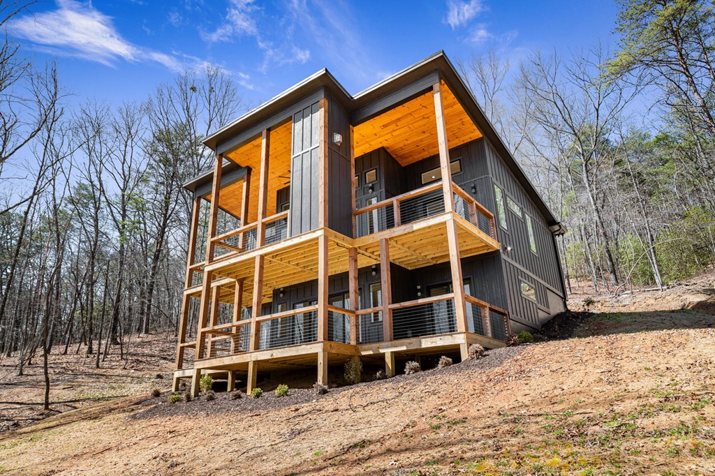 417621 Blue Ridge Residential