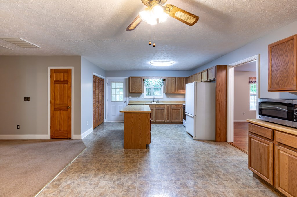 417626 Hiawassee Residential