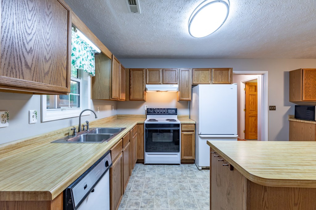 417626 Hiawassee Residential