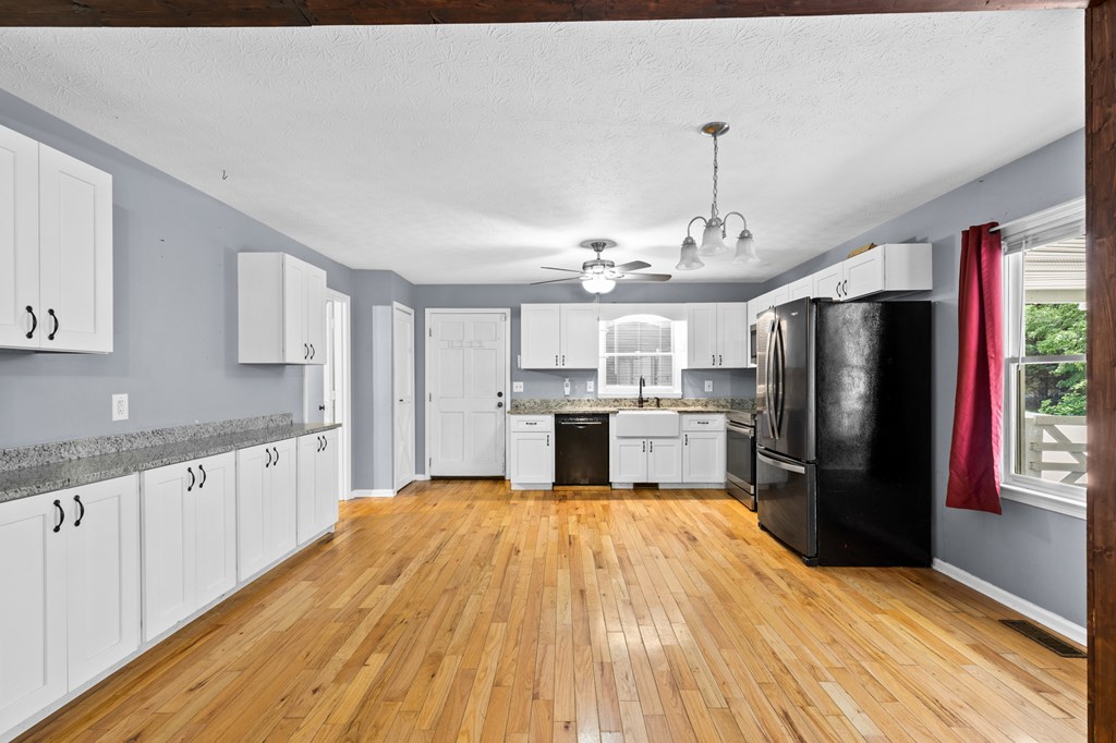 417629 Blue Ridge Residential