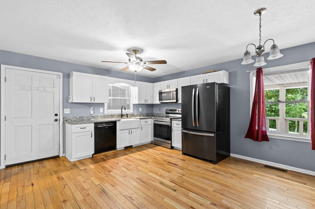 417629 Blue Ridge Residential