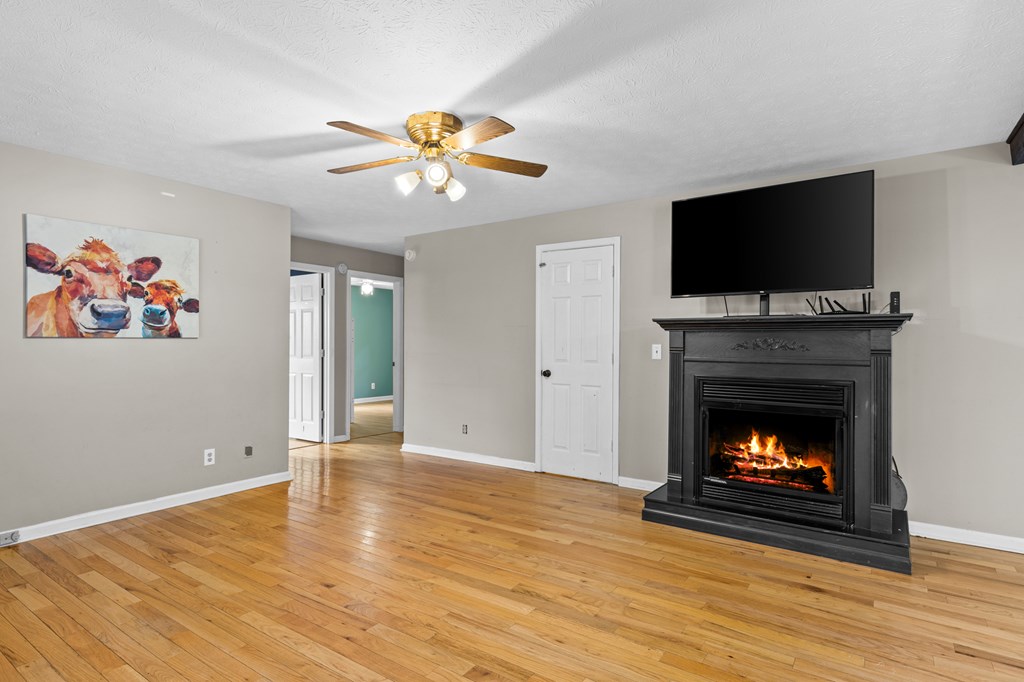 417629 Blue Ridge Residential