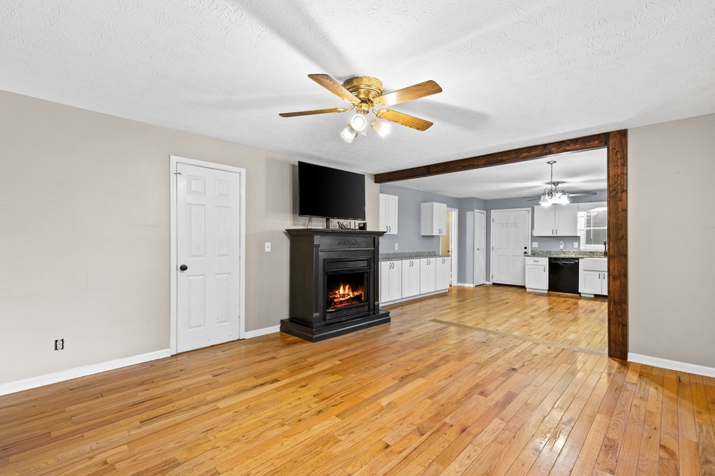 417629 Blue Ridge Residential