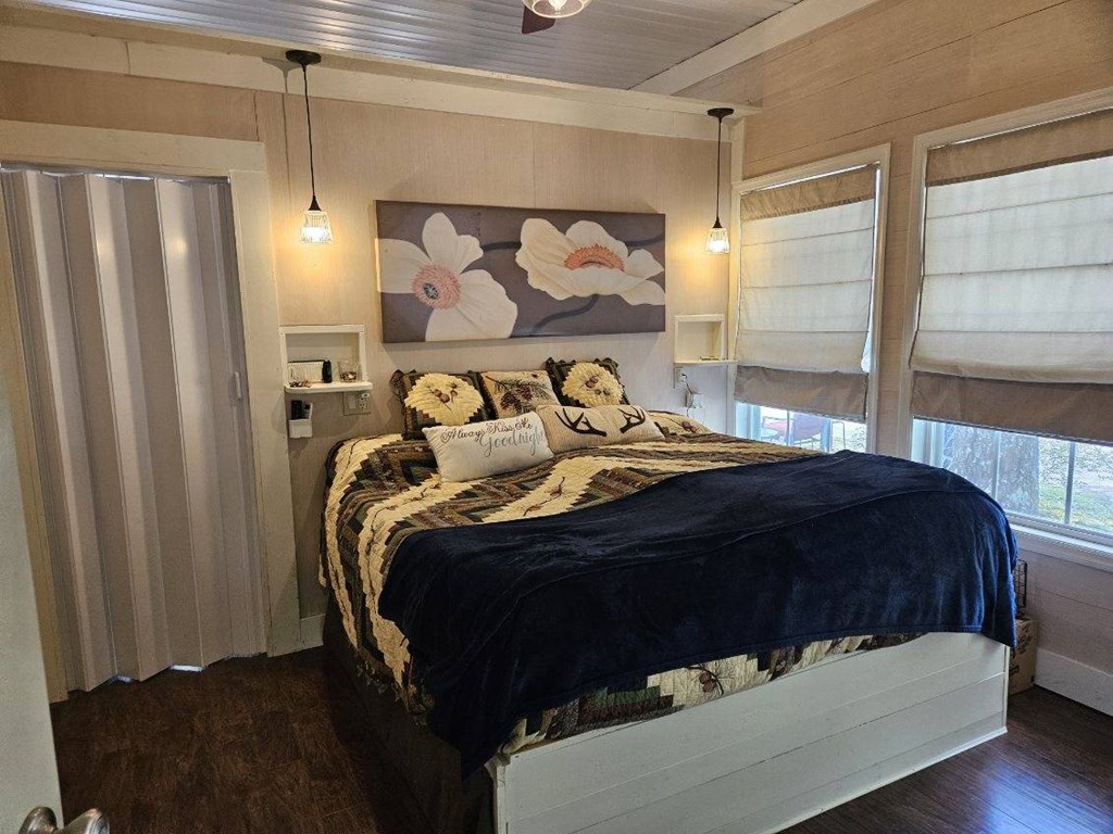 417631 Cleveland Residential