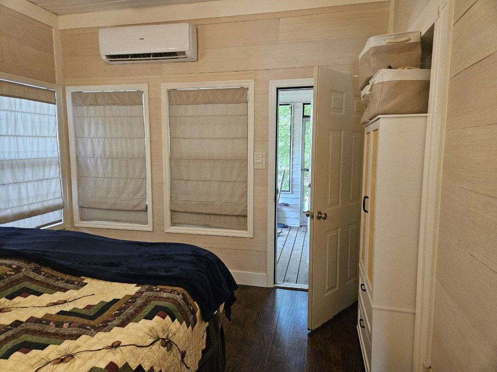 417631 Cleveland Residential