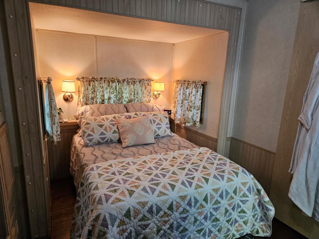 417631 Cleveland Residential