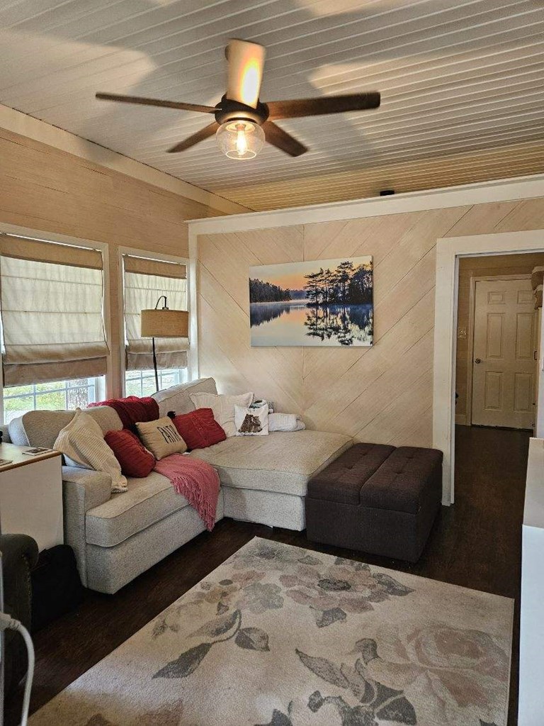 417631 Cleveland Residential