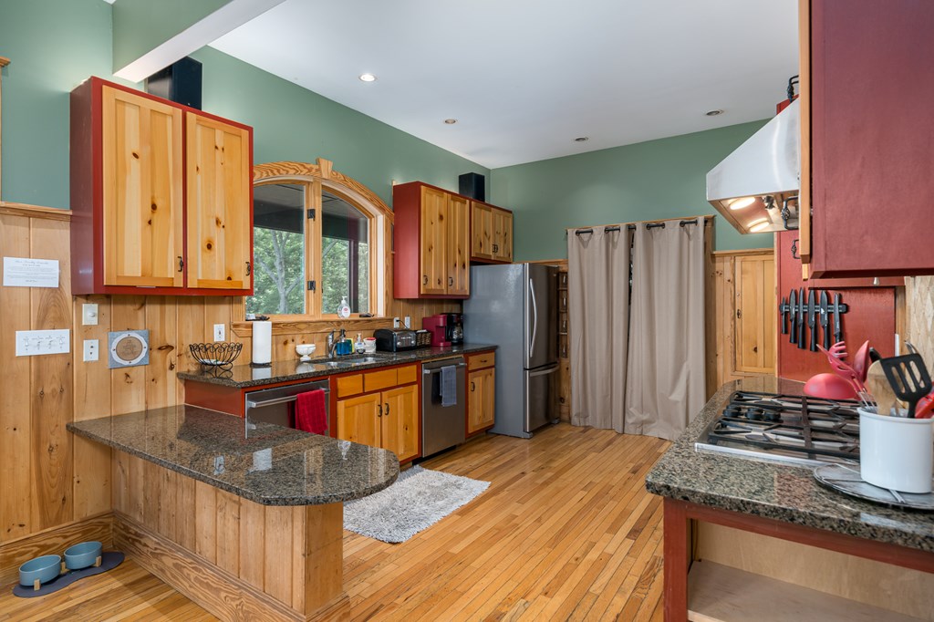 417637 Blue Ridge Residential