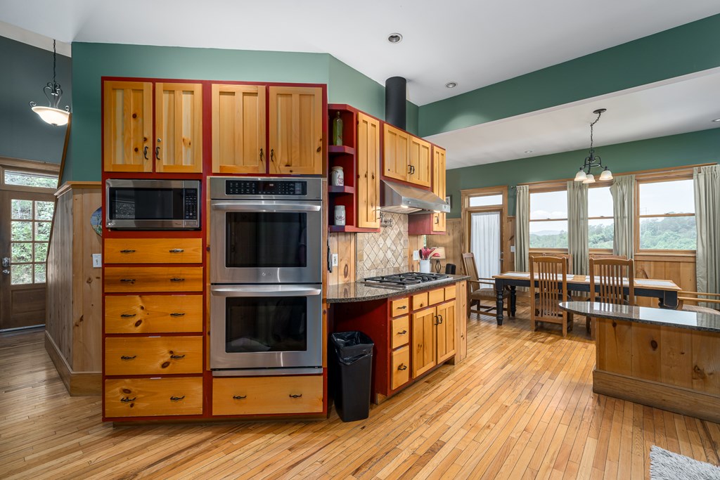 417637 Blue Ridge Residential
