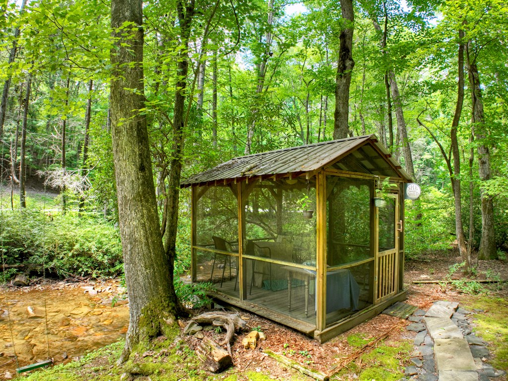 417642 Blue Ridge Residential
