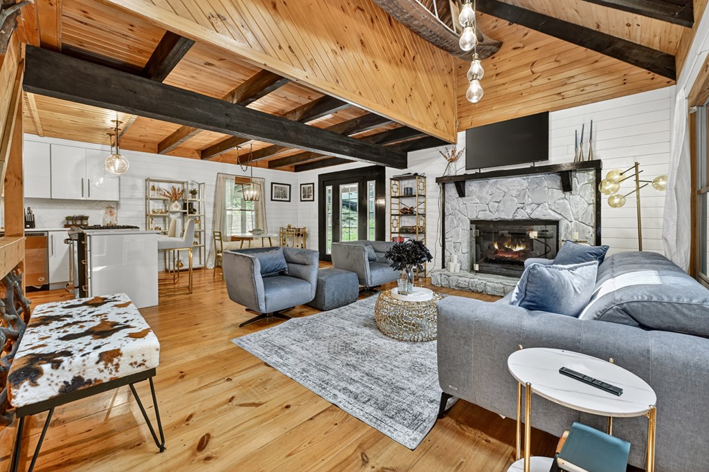 417642 Blue Ridge Residential