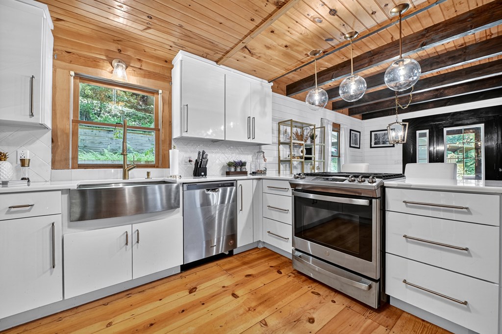 417642 Blue Ridge Residential
