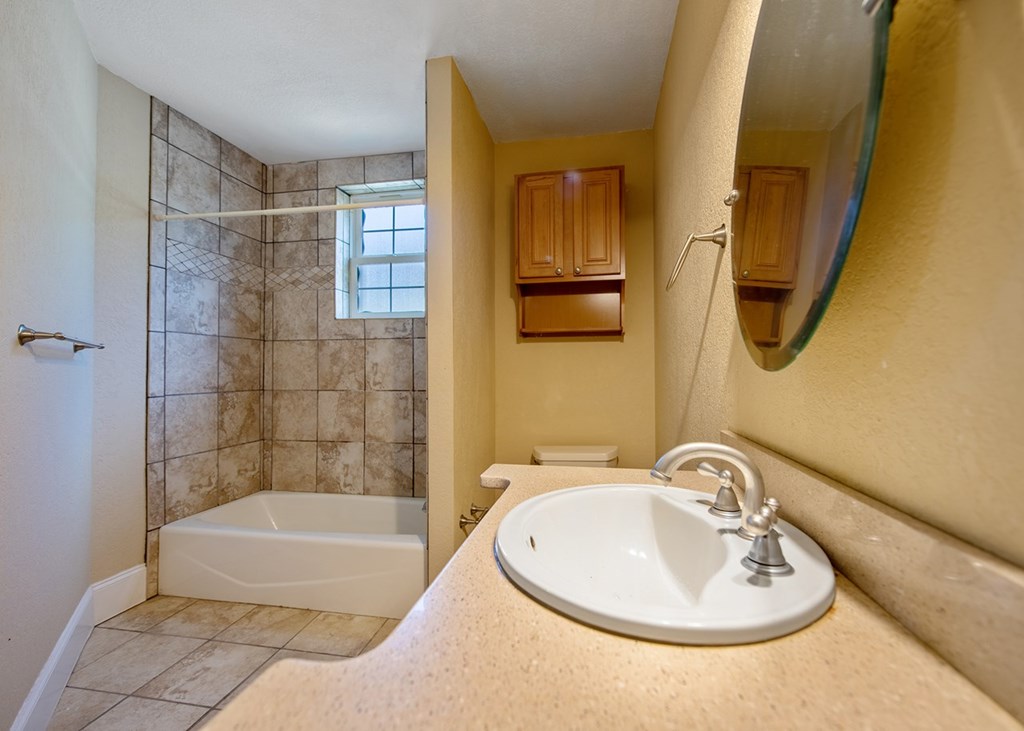 417659 Hiawassee Condominium