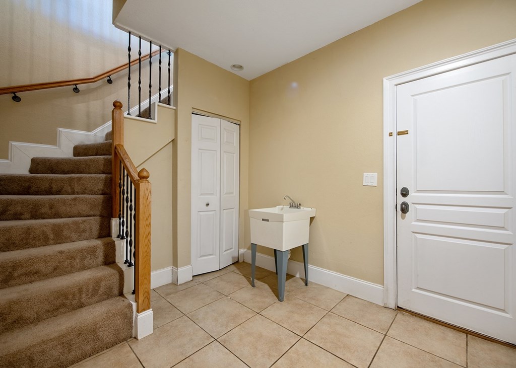 417659 Hiawassee Condominium