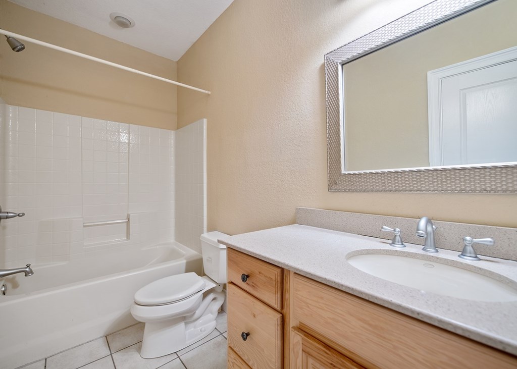 417659 Hiawassee Condominium
