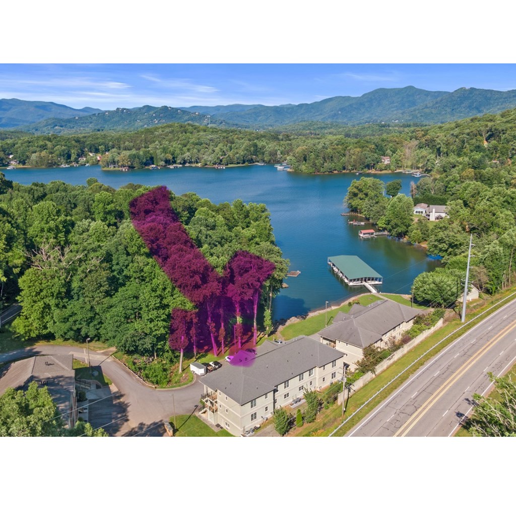417659 Hiawassee Condominium