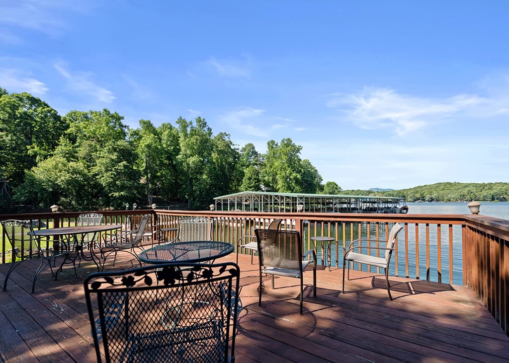 417659 Hiawassee Condominium