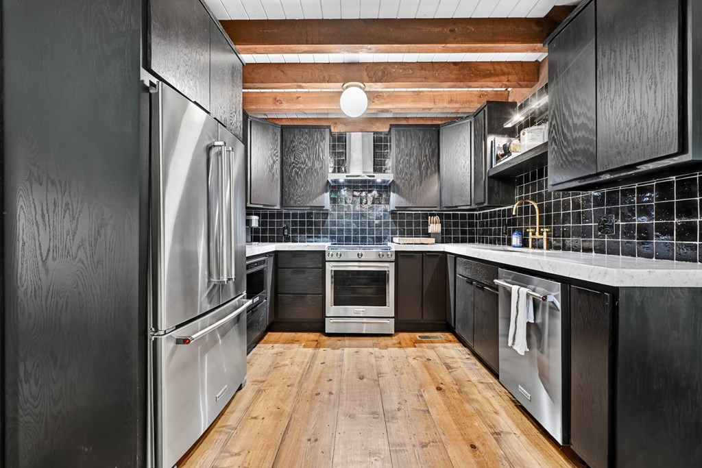 417665 Blue Ridge Residential
